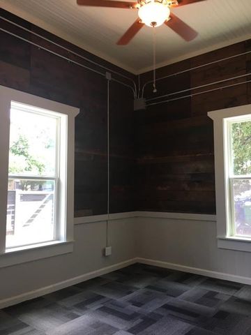 1405 Bob Harrison ST, Austin, TX 78702