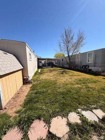 3712 S ELK RIDGE DR, Magna, UT 84044