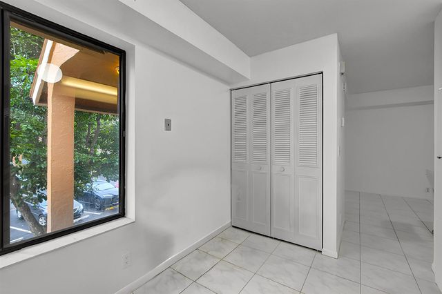 11255 Green Lake Drive 202, Boynton Beach, FL 33437
