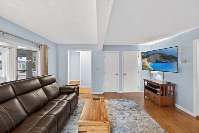 56 Lake St, Tewksbury, MA 01876