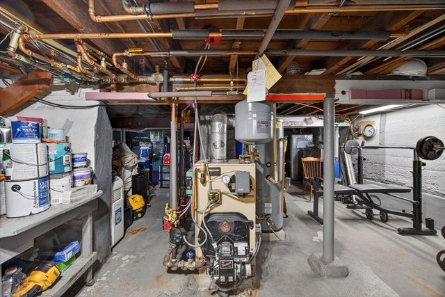 56 Lake St, Tewksbury, MA 01876