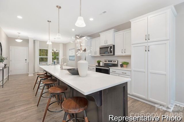124 W Springhouse Court 5, Statesville, NC 28625
