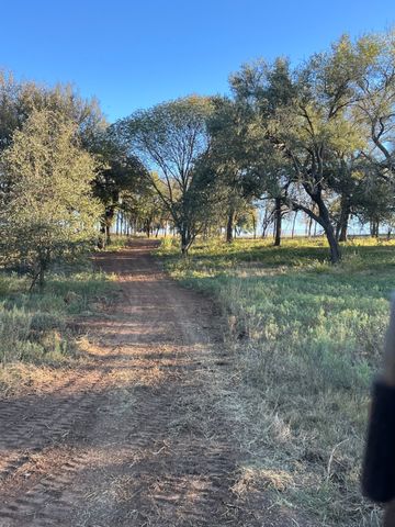 635 Big Valley Circle, Lipan, TX 76462