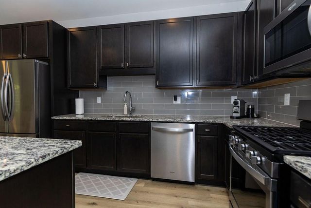 2857 Regal Park NW, Atlanta, GA 30318