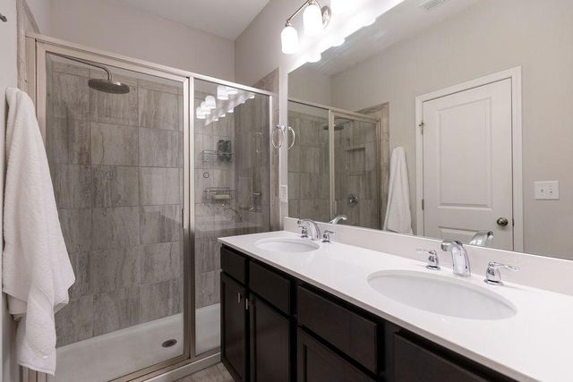 2857 Regal Park NW, Atlanta, GA 30318