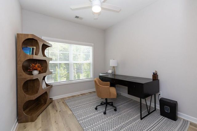 2857 Regal Park NW, Atlanta, GA 30318