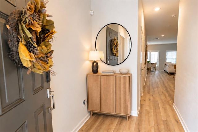 2857 Regal Park NW, Atlanta, GA 30318