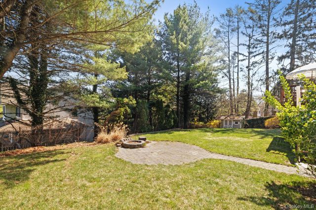 88 Highview Avenue, Nanuet, NY 10954