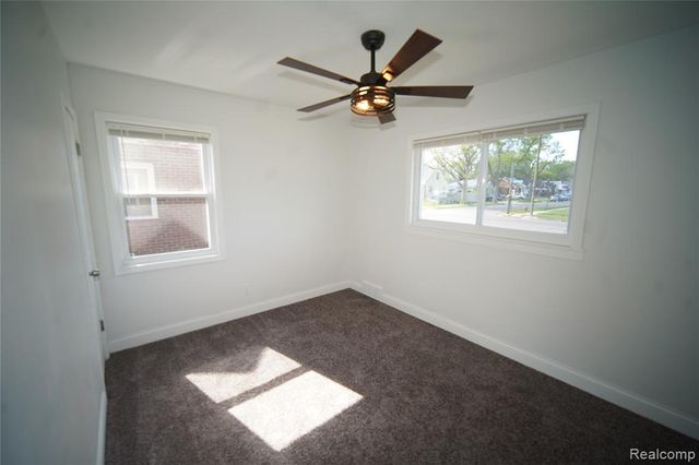 16047 W Chicago Street, Detroit, MI 48228