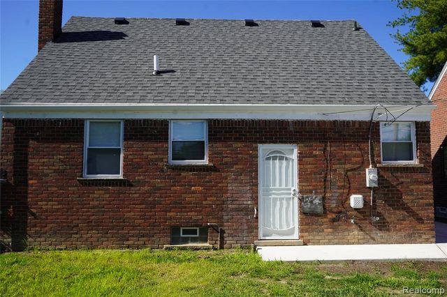 16047 W Chicago Street, Detroit, MI 48228