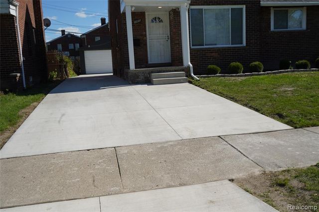 16047 W Chicago Street, Detroit, MI 48228