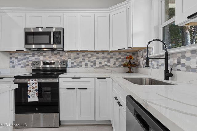 1908 Barracuda Drive, Gautier, MS 39553