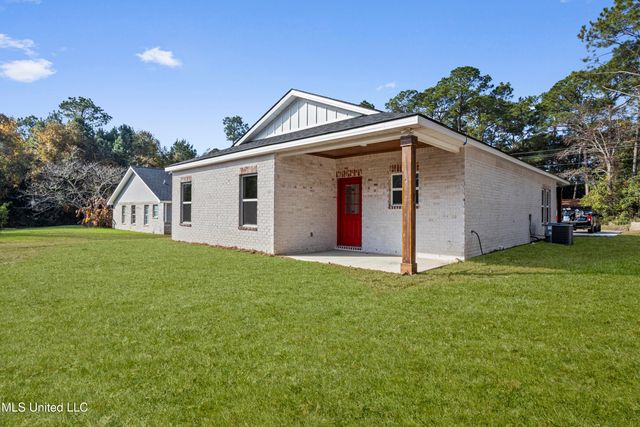 1908 Barracuda Drive, Gautier, MS 39553