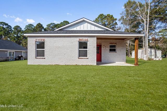 1908 Barracuda Drive, Gautier, MS 39553