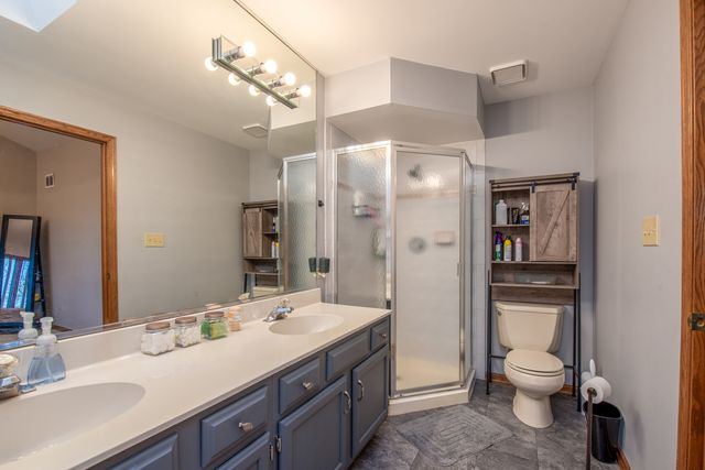 6903 Lexington Court 6903, Tinley Park, IL 60477