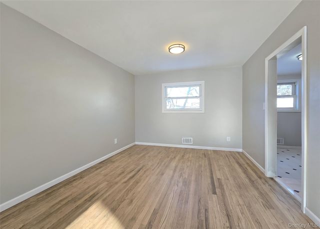 19 University Drive, Ronkonkoma, NY 11779