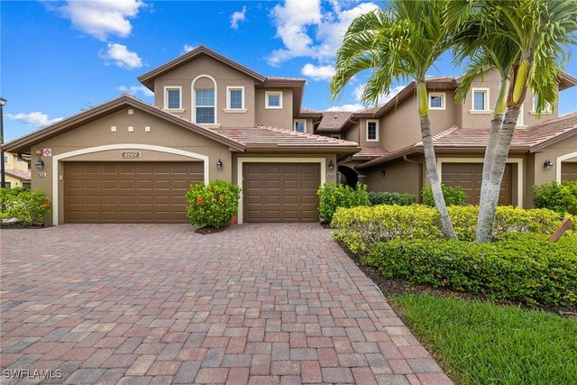 6669 Alden Woods CIR 7-201, Naples, FL 34113