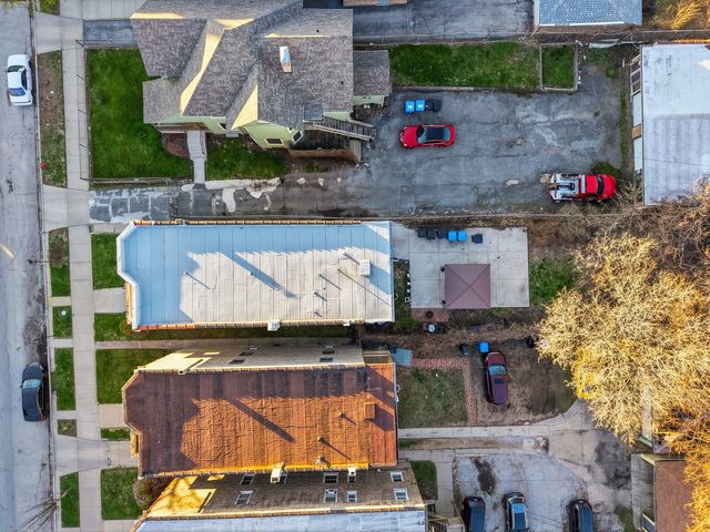 7223 S Coles Avenue, Chicago, IL 60649