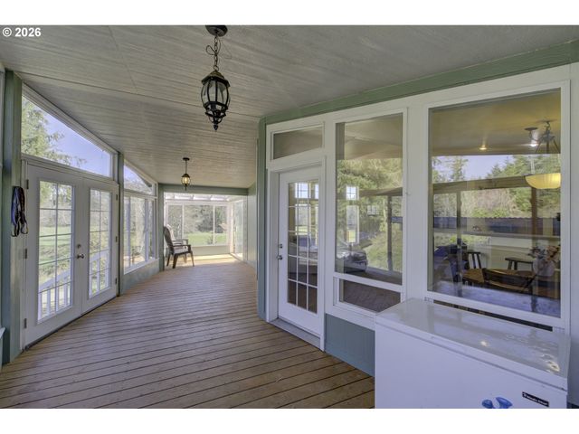 47 N NEMAH Rd, South Bend, WA 98586