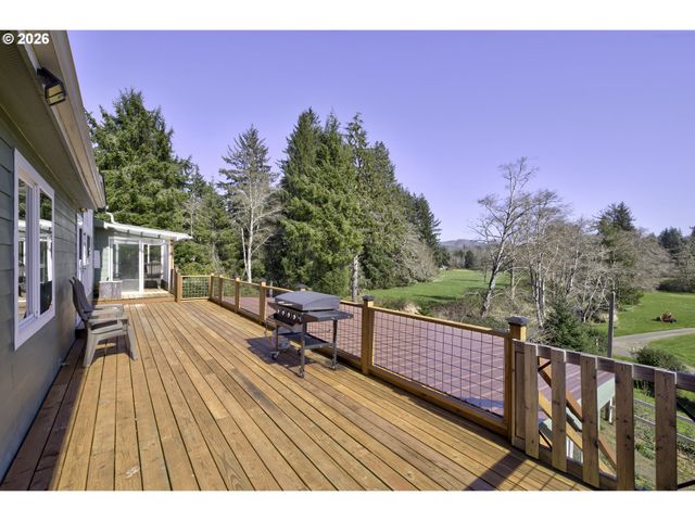 47 N NEMAH Rd, South Bend, WA 98586