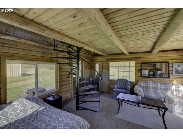 47 N NEMAH Rd, South Bend, WA 98586