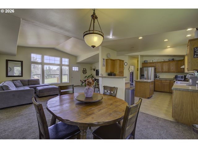 47 N NEMAH Rd, South Bend, WA 98586