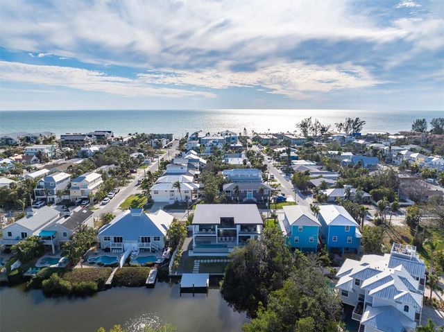 7003 HOLMES BOULEVARD, Holmes Beach, FL 34217