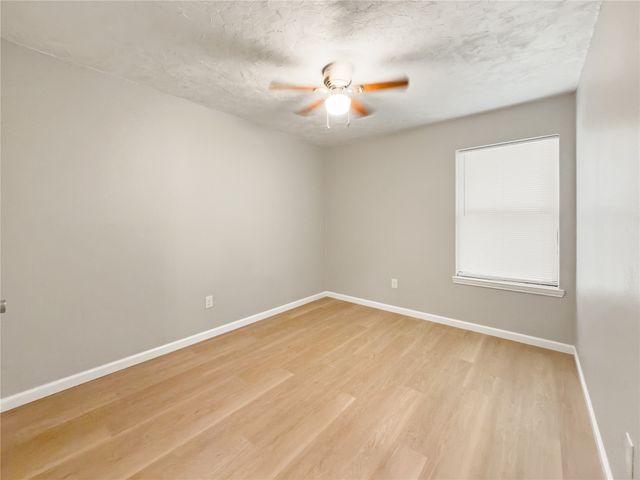 6219 Kelly Elliott Road, Arlington, TX 76001