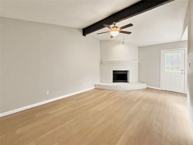 6219 Kelly Elliott Road, Arlington, TX 76001