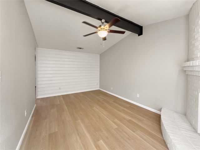 6219 Kelly Elliott Road, Arlington, TX 76001