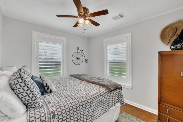 2810 West Old Lockhart Road Road W, West Point, TX 78963