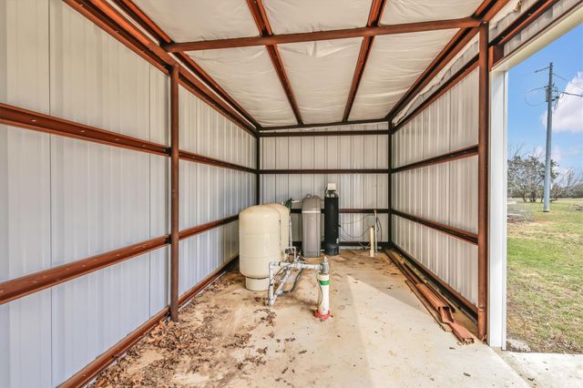 2810 West Old Lockhart Road Road W, West Point, TX 78963