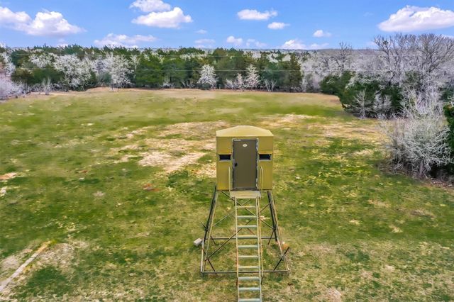 2810 West Old Lockhart Road Road W, West Point, TX 78963