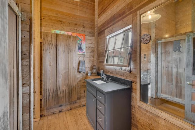 2810 West Old Lockhart Road Road W, West Point, TX 78963