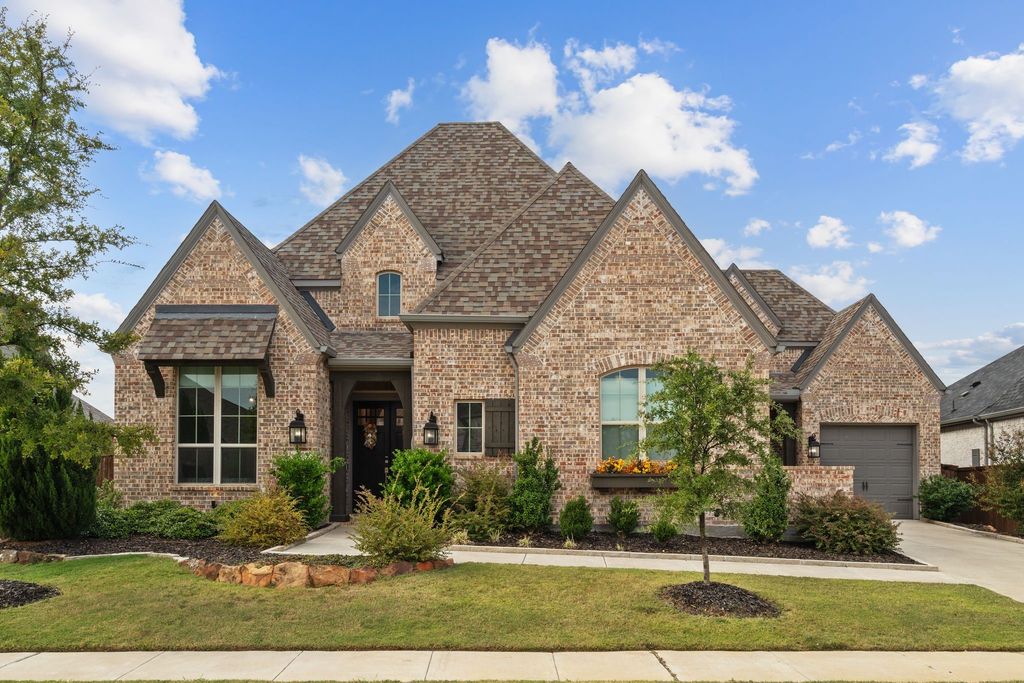 1617 Cedar Berry Drive, Aubrey, TX 76227