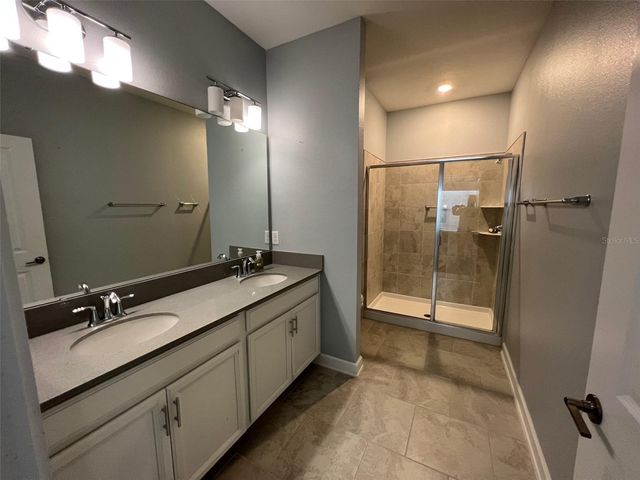 3560 BELLAND CIRCLE C, Clermont, FL 34711