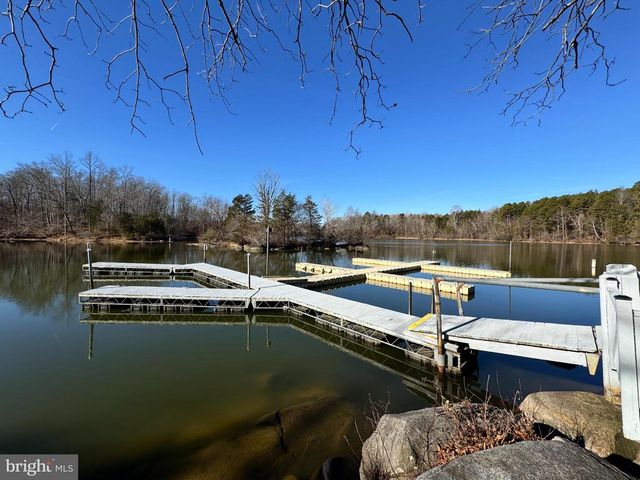 6407 MATTHEW LN, Mineral, VA 23117