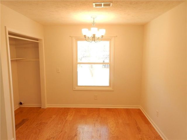 2987 Owens Meadow NW Drive, Kennesaw, GA 30152