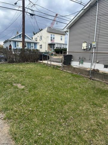 1449 Leslie St, Hillside Twp., NJ 07205