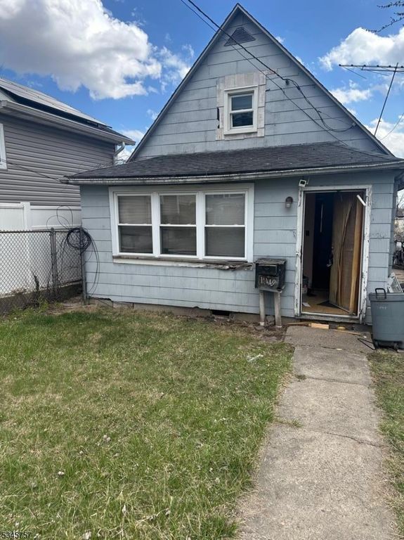 1449 Leslie St, Hillside Twp., NJ 07205