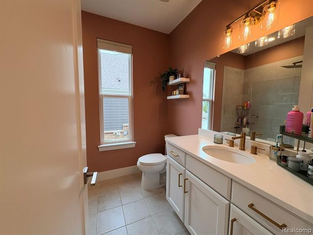 154 Mulberry Lane, Rochester Hills, MI 48309