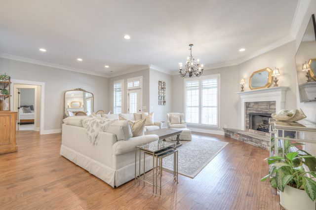 9006 Safe Haven Pl, Spring Hill, TN 37174