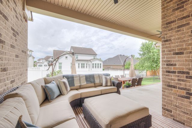 9006 Safe Haven Pl, Spring Hill, TN 37174