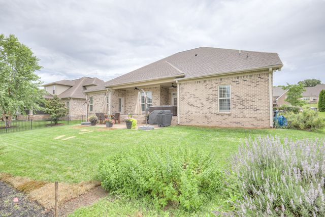 9006 Safe Haven Pl, Spring Hill, TN 37174