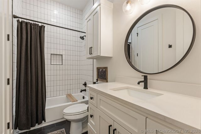 7704 S 283rd East Avenue, Broken Arrow, OK 74014