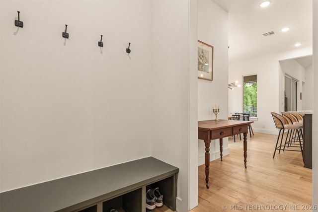 7704 S 283rd East Avenue, Broken Arrow, OK 74014