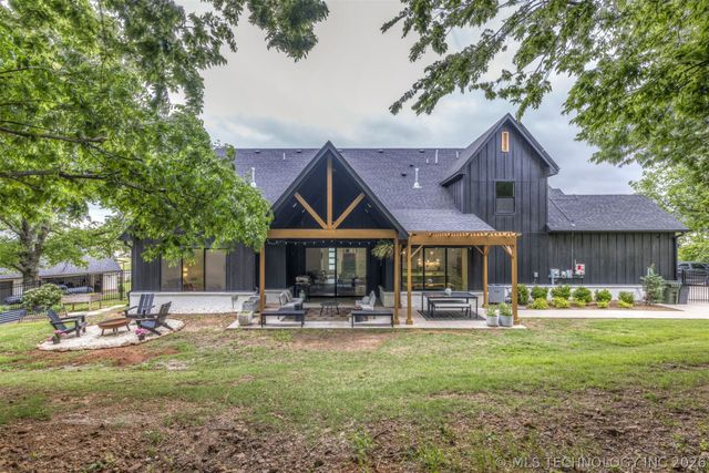 7704 S 283rd East Avenue, Broken Arrow, OK 74014