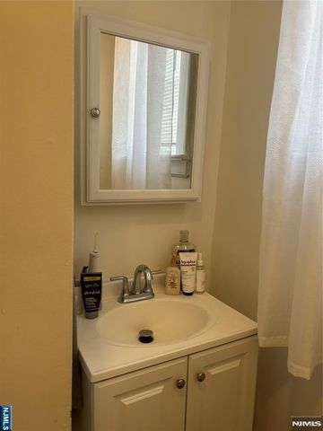 32-34 Halstead Street 2, Kearny, NJ 07032