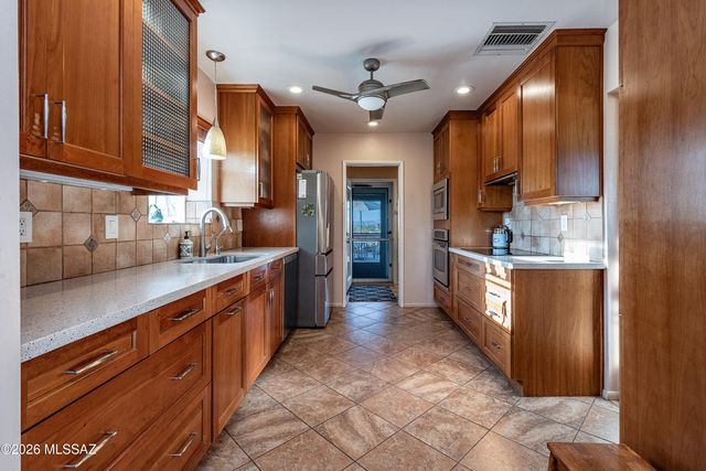 4613 N Camino Escuela, Tucson, AZ 85718