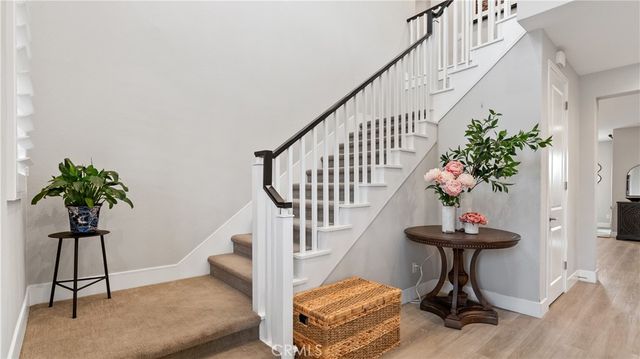 25041 Aspen Falls, Canyon Country, CA 91387